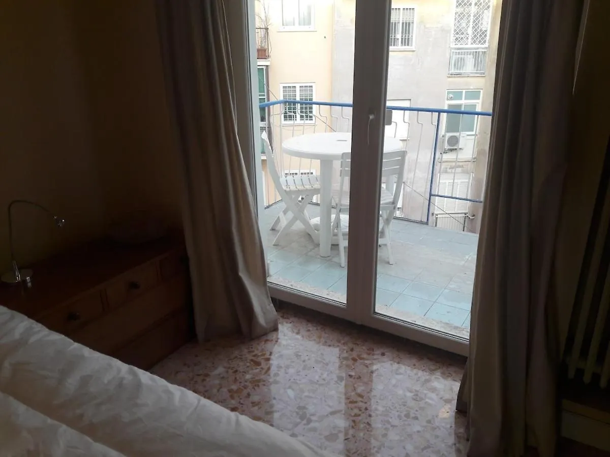 Apartment Gallia Rome